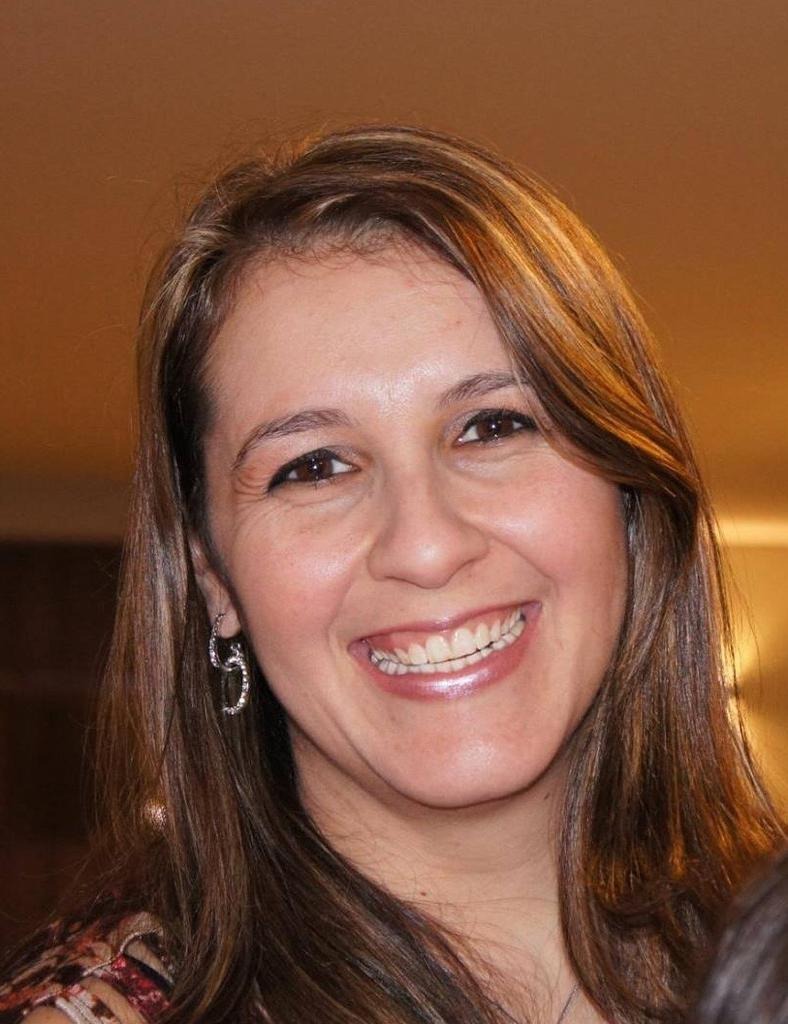 Prof.ª Ma. Elisângela Gusi